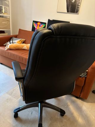 Silla de oficina piel sintética negra