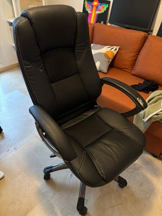 Silla de oficina piel sintética negra