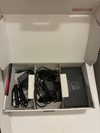 Nintendo Switch Azul/Rojo + Accesorios