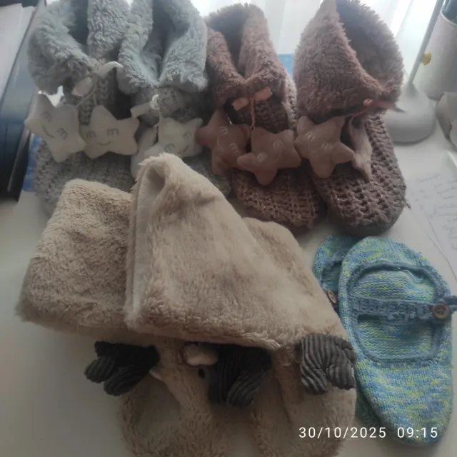 3 pares zapatillas de casa tipo bota