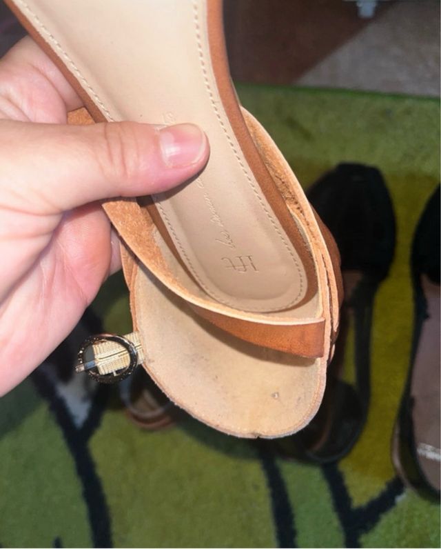 2 pares de sandalias marrones Lefties y negras Pul