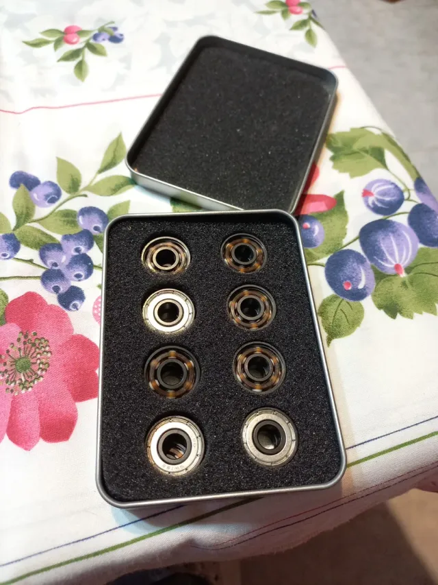 16 cuscinetti ceramici ibridi 608Z