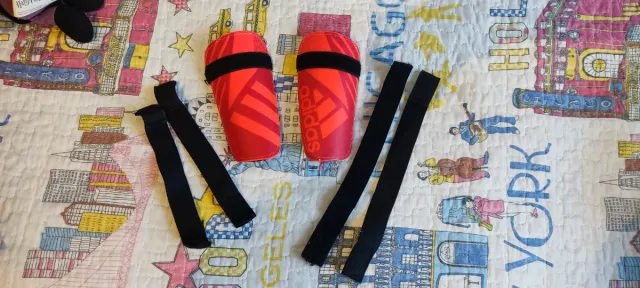 Espinilleras Adidas Rojas