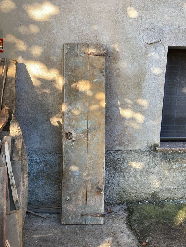 Puerta vieja de madera