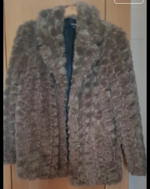 Chaquetón sintético mujer marrón