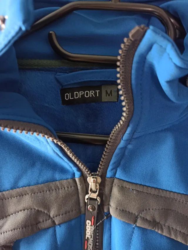 Chaqueta de neopreno azul y gris nueva