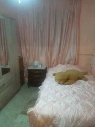 Habitación en alquiler 150  fianza con trabajo