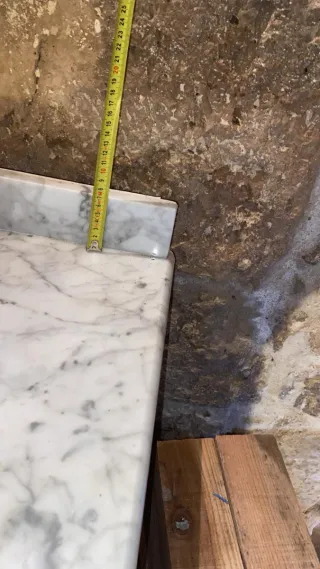 Mueble de baño madera y mármol