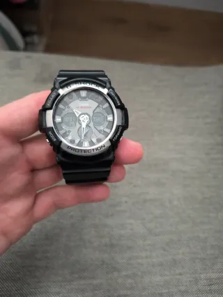 Casio G-Shock GA-200-1AER Reloj
