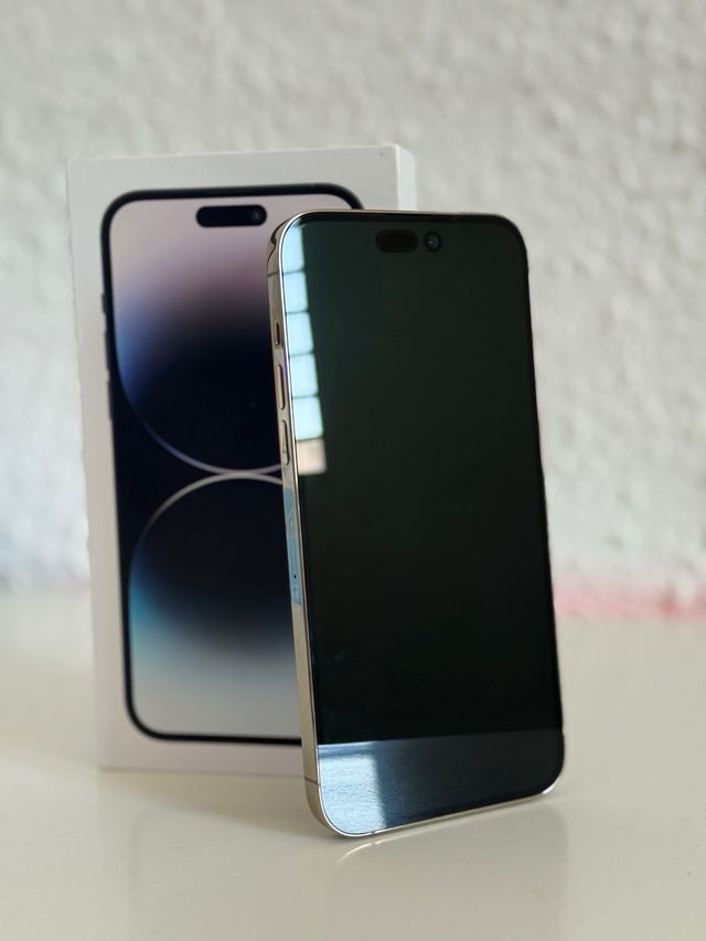 Batteria al 100% per iPhone 14 Pro Max 256 GB