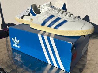 Adidas Gazelle Blancas y Azules Nuevas