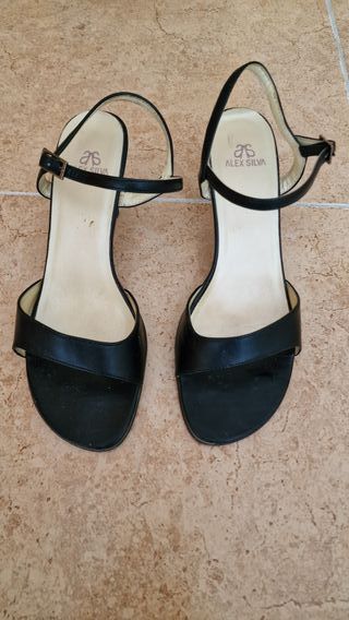 Sandalias de verano color negro marca Alex Silva
