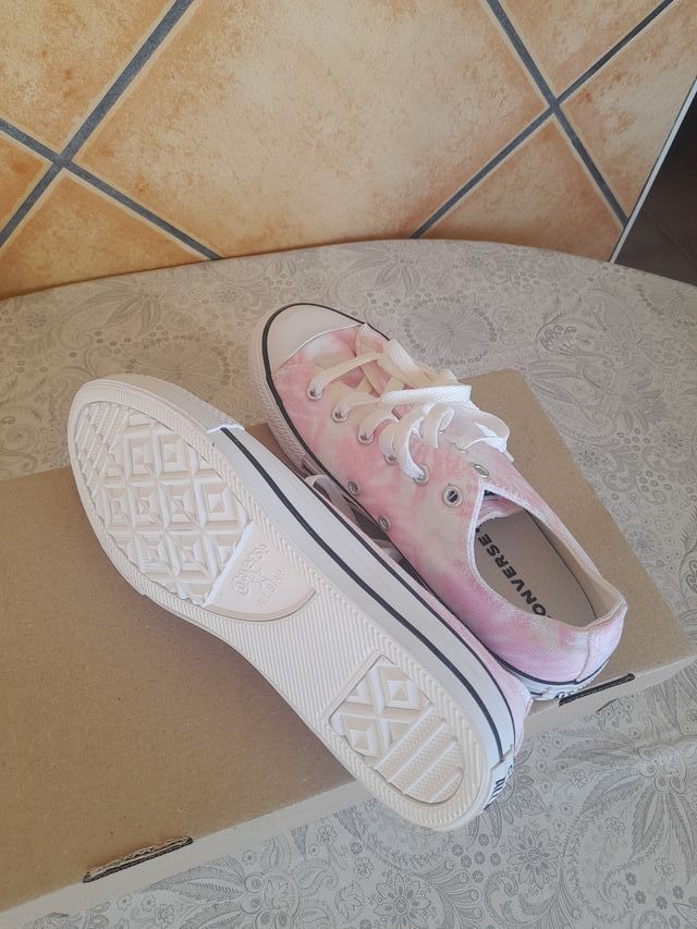 Zapatillas Converse TIE-DYE rosas y blancas