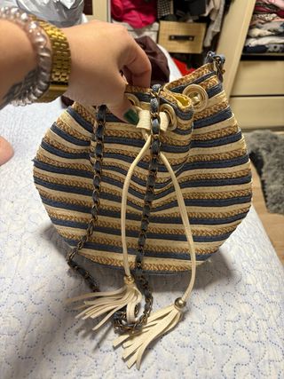 Bolso vintage de paja y cadena larga