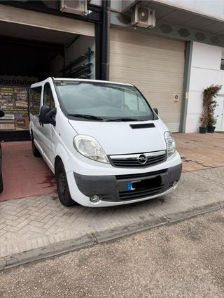 Opel Vivaro 2013