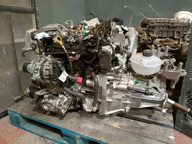 Motor Nissan Qashqai de 2024 con 8000kms.140cv