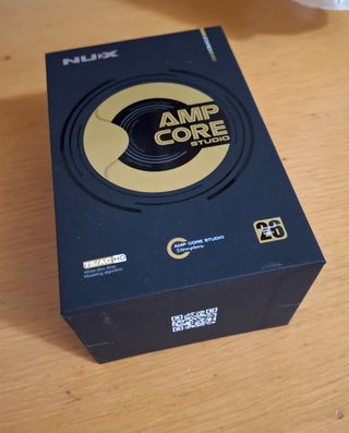 NUX Amp Core Studio Pedal Simulador Amplificador