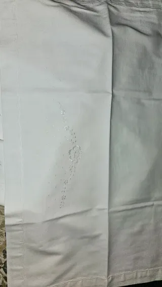 Completo letto matrimoniale ricamato a mano