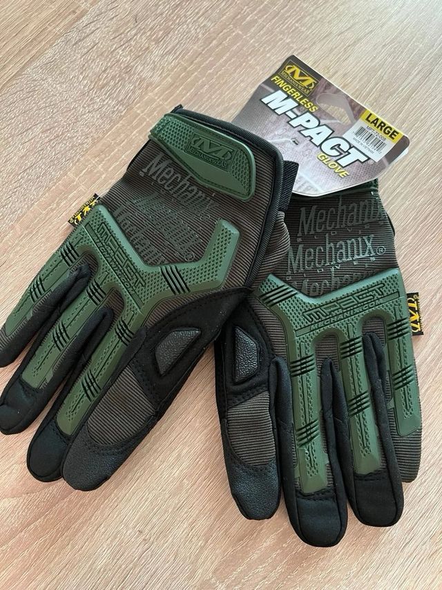 Guanti antiurto Mechanix