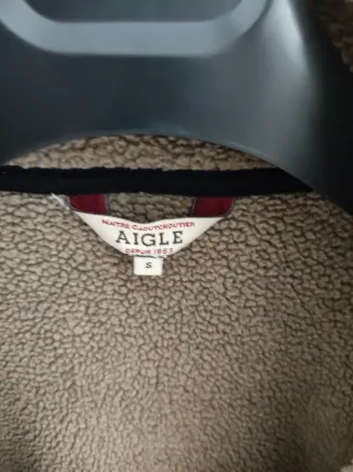 Forro polar Aigle Shepper, marrón.