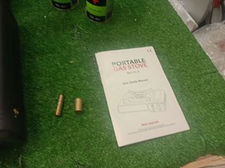 Fornello portatile a gas Royal + 3 bombolette