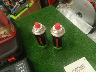 Fornello portatile a gas Royal + 3 bombolette