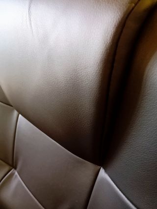 Silla de escritorio con ruedas.