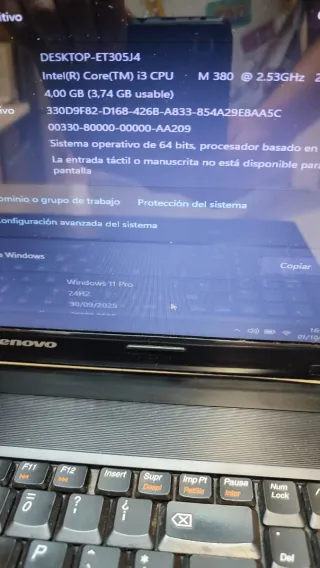 Portátil Lenovo i3 B560 con Windows 11 Pro