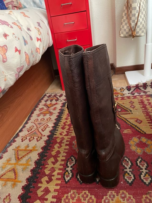 Botas altas de piel Prada marrones