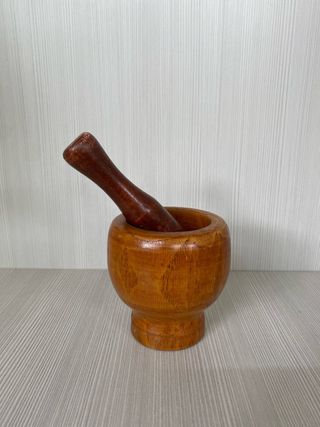 Mortaio in legno misure 9x8x6