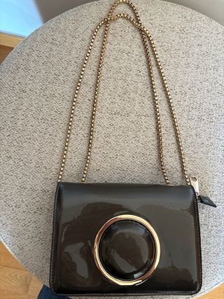 Bolso de fiesta gris y dorado