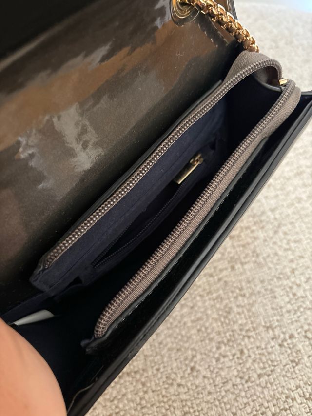 Bolso de fiesta gris y dorado