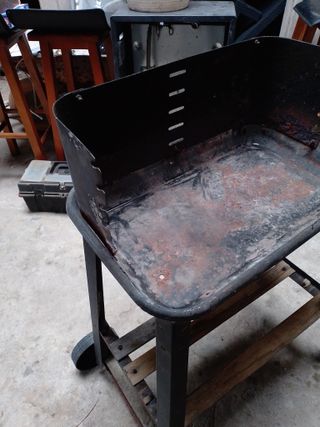 Barbacoa de carbón negra