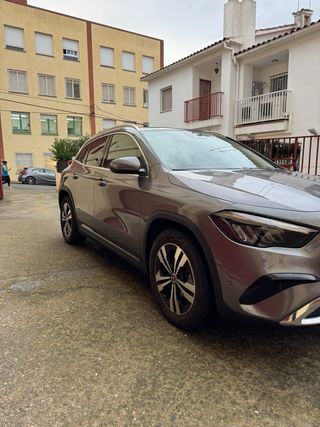 Mercedes-Benz GLA 200d 2024 – Garantía Mercedes