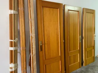 3 Puertas Interiores Maderaa 60 € cada una