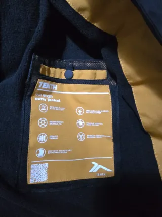 Abrigo TENTH Plumas Negro y Amarillo.