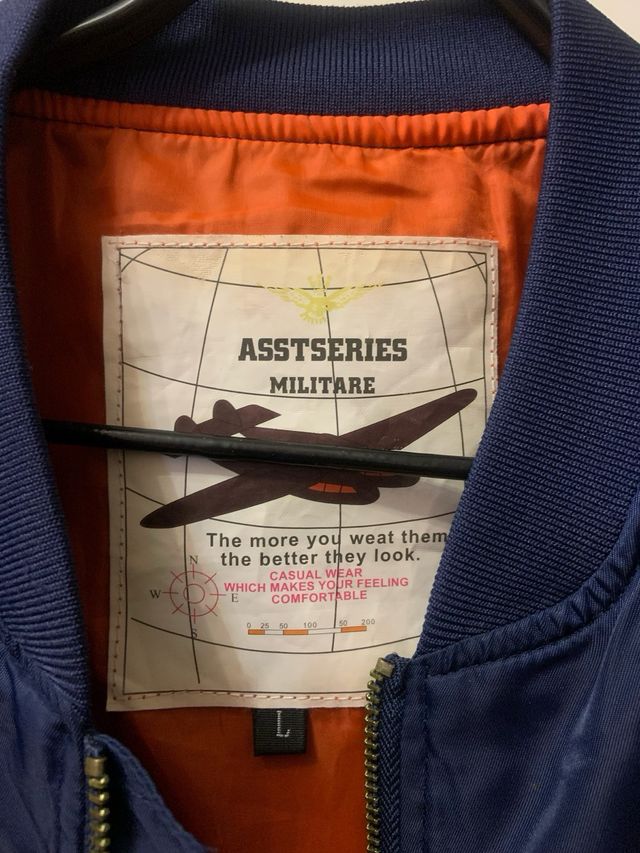 Cazadora Bomber NASA