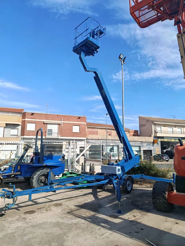 Plataforma elevadora 14 metros