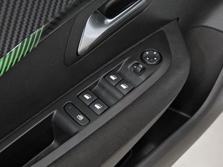 Peugeot 208 Active Puretech 100