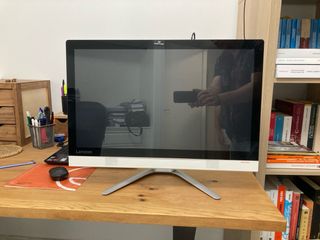 Ordenador Todo en Uno Lenovo Blanco