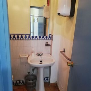 Local comercial en venta en Playa de los Boliches en Fuengirola