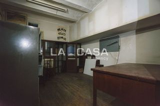 Local comercial en venta en La Sagrada Família en Barcelona