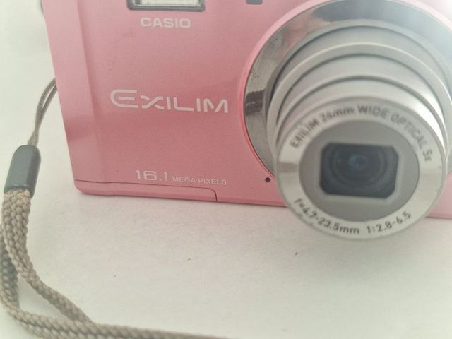 Cámara Casio Exilim EX-ZS6 Rosa