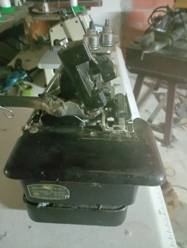 Máquina de coser Pegasus DC-M530