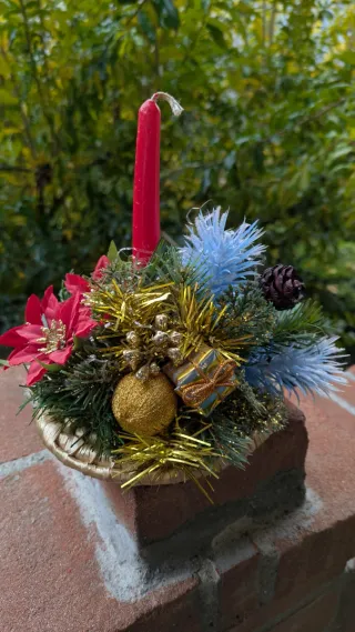 Centrotavola Natalizio Rosso e Oro