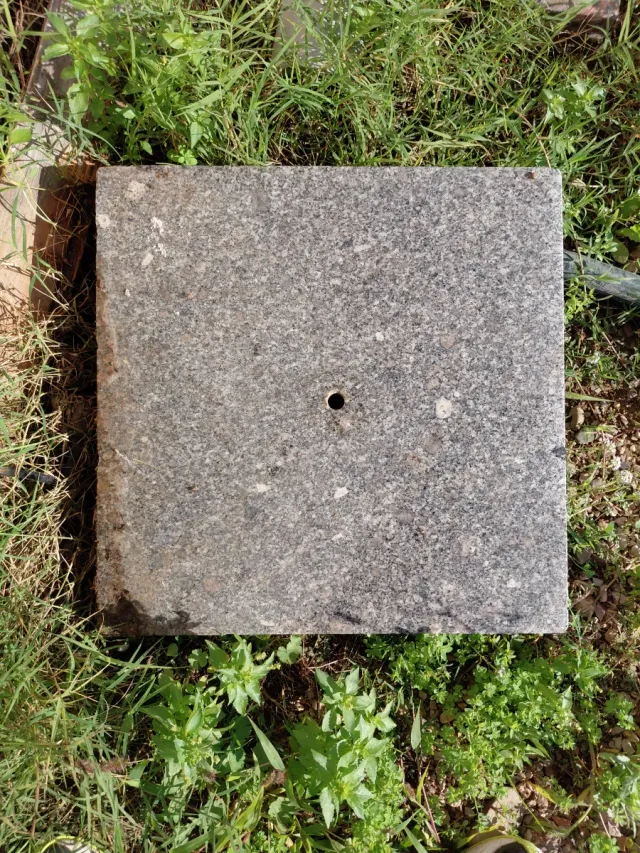 Base de sombrilla de granito