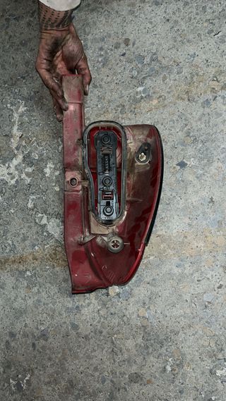 Piloto trasero Peugot 306