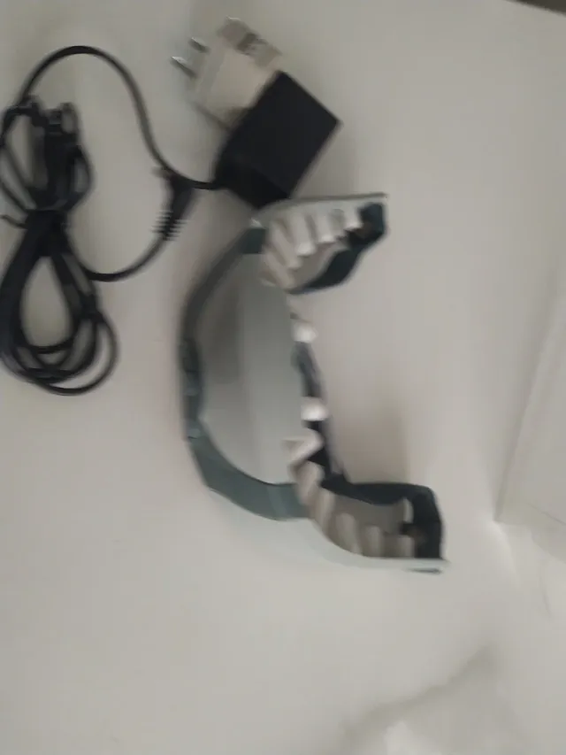 Massaggiatore per tempie e occhi inutilizzato