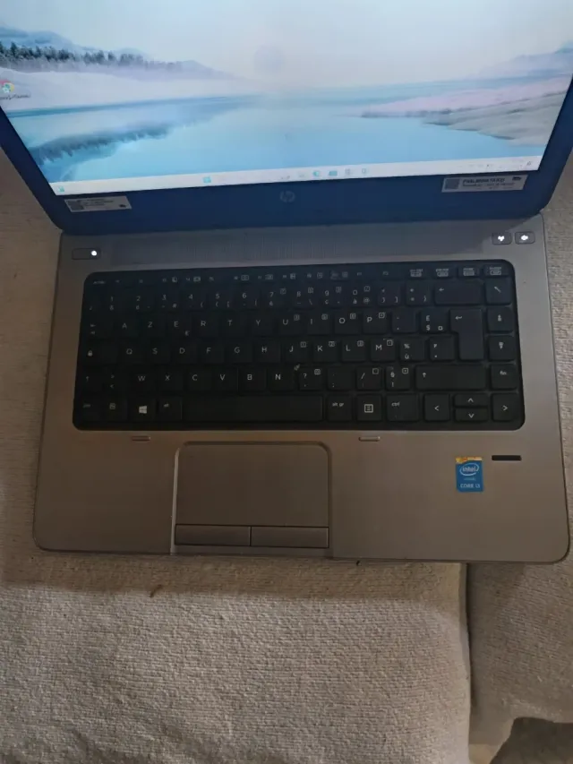 Portátil HP ProBook
Seminuevo Windows 11 y Office