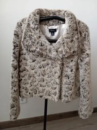 Abrigo pelo sintético Sfera beige/marrón Talla L